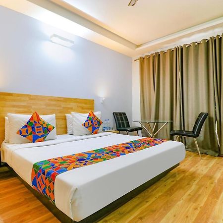 Fabhotel Majestic Jpm I New Delhi Bagian luar foto