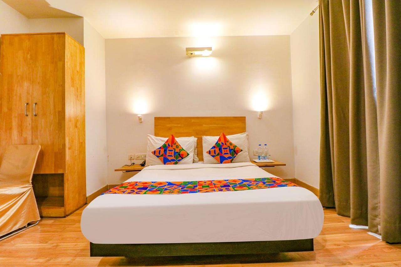 Fabhotel Majestic Jpm I New Delhi Bagian luar foto