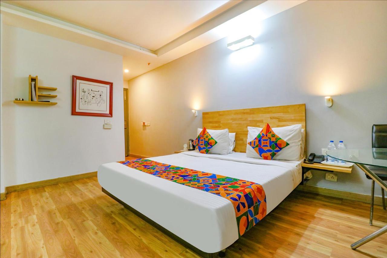 Fabhotel Majestic Jpm I New Delhi Bagian luar foto